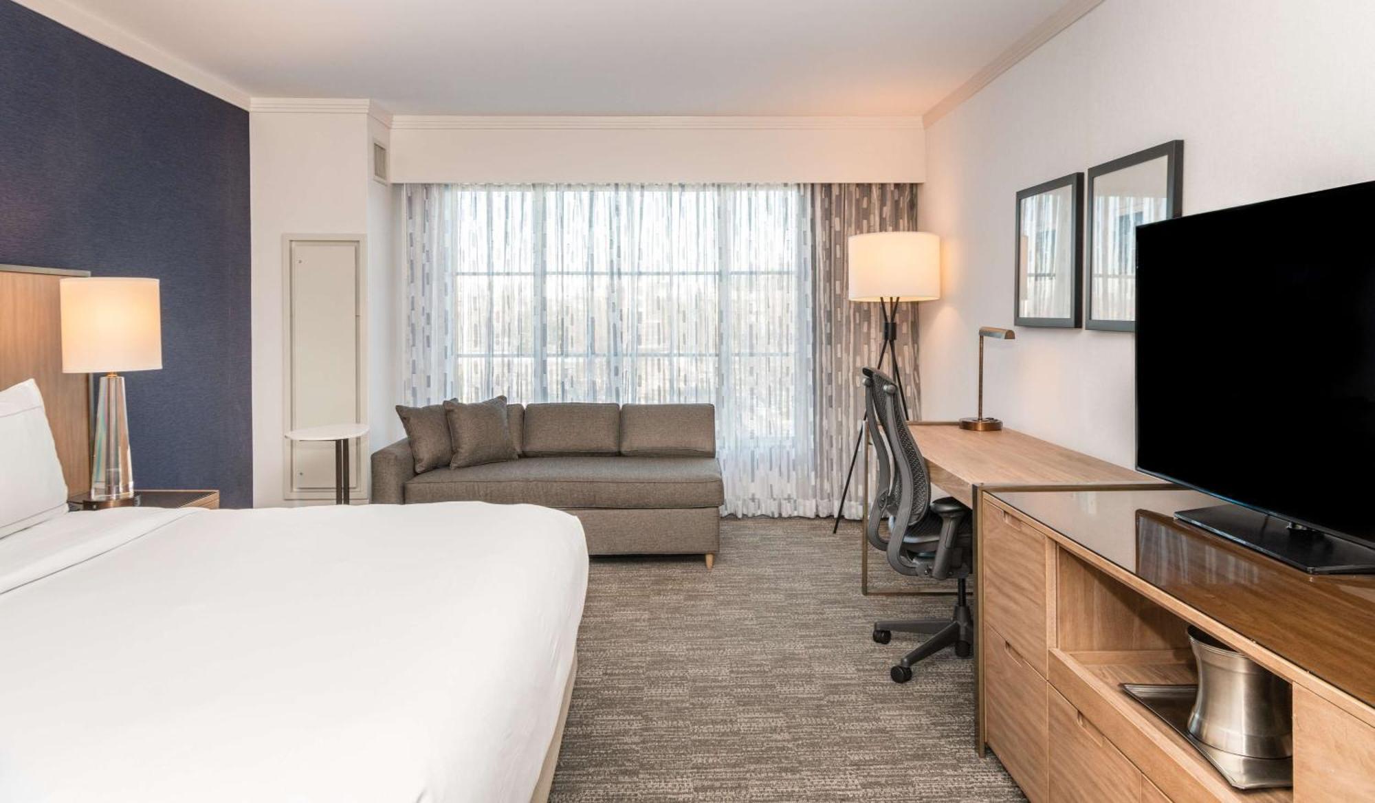Hilton Columbus/Polaris Hotel Exterior photo